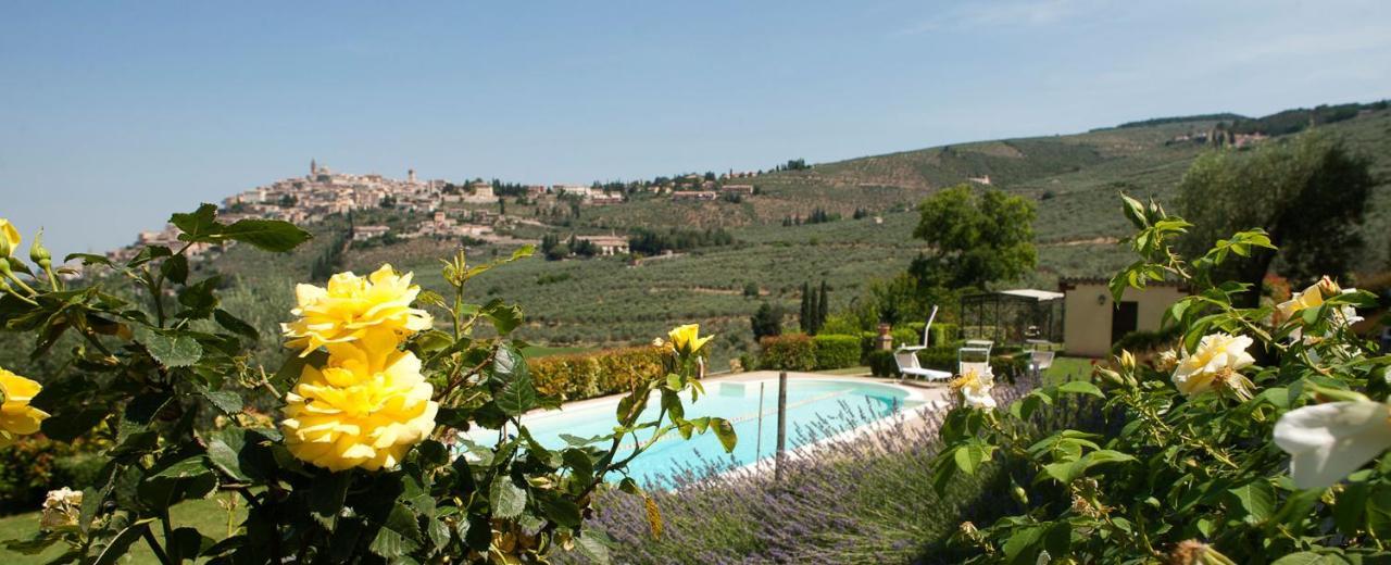 טרווי Agriturismo Fiordaliso מראה חיצוני תמונה