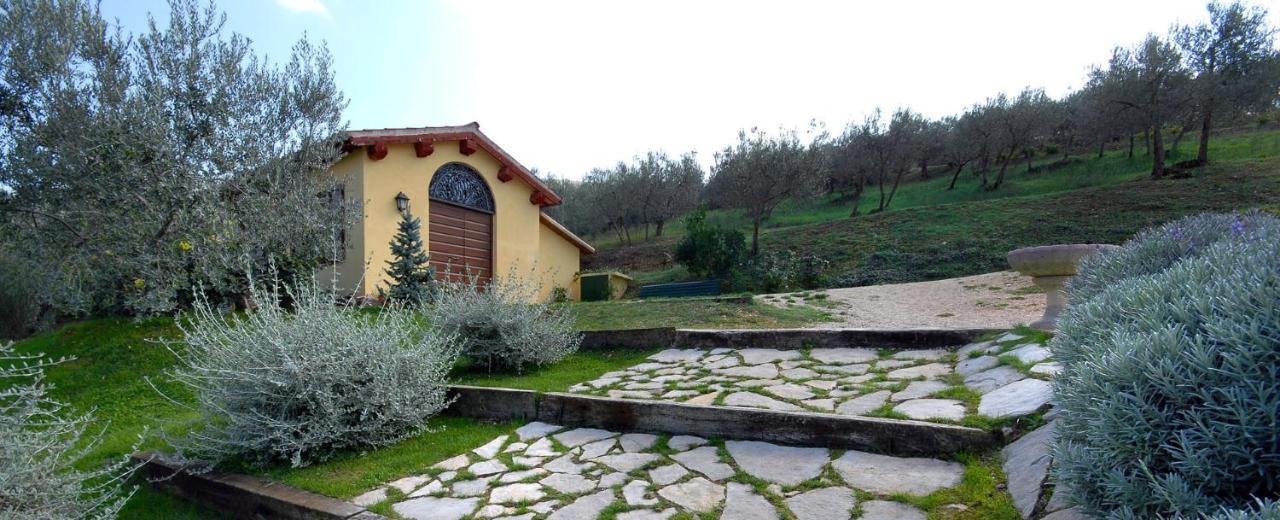 טרווי Agriturismo Fiordaliso מראה חיצוני תמונה