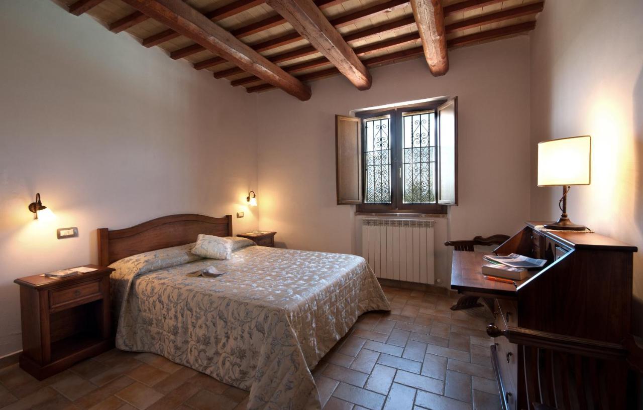 טרווי Agriturismo Fiordaliso מראה חיצוני תמונה