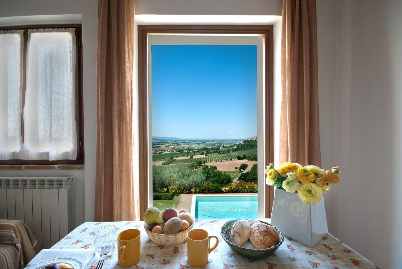 טרווי Agriturismo Fiordaliso מראה חיצוני תמונה